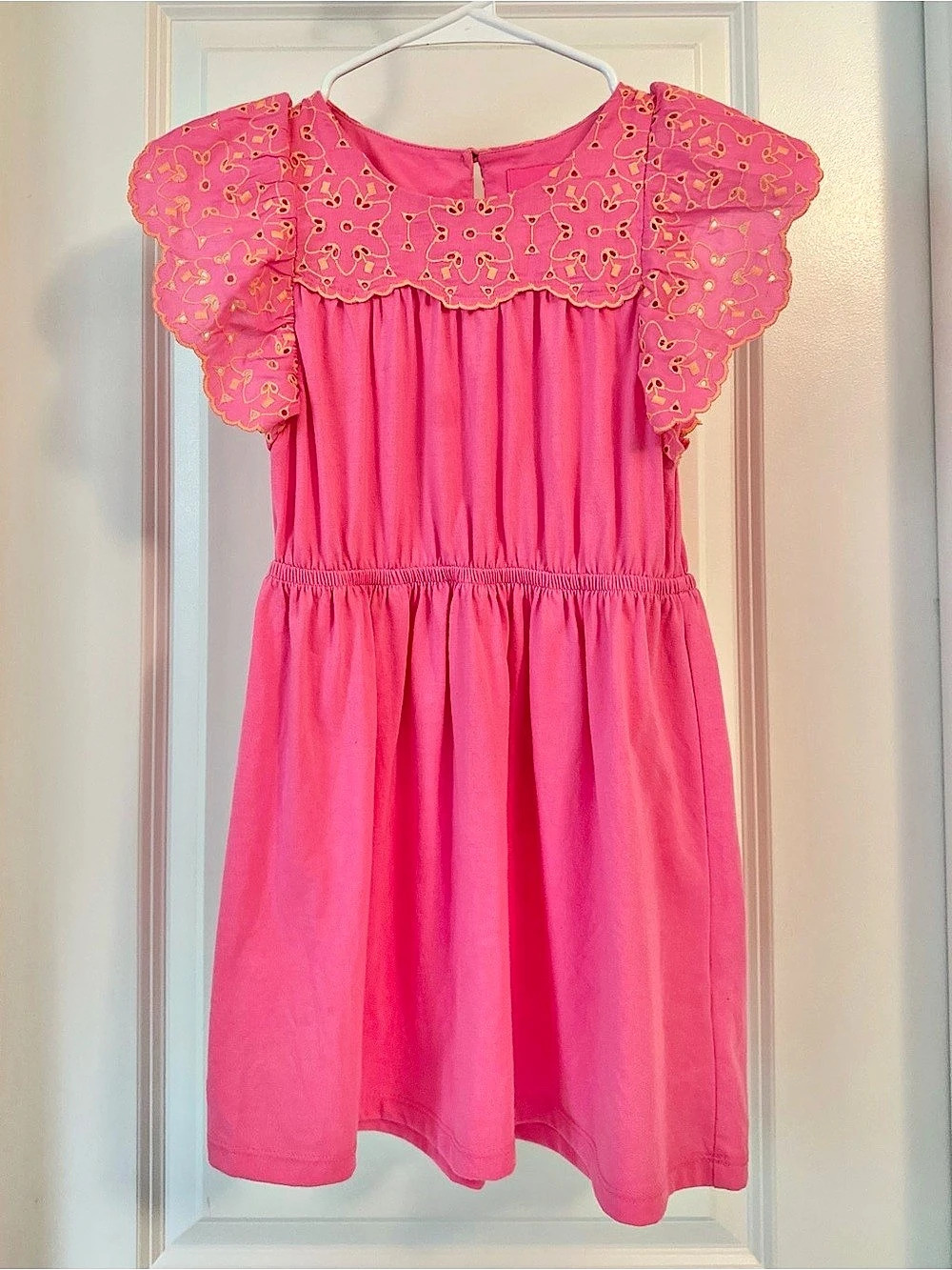 Lilly Pulitzer Embroidered Dress Size Medium (6-7) Like New